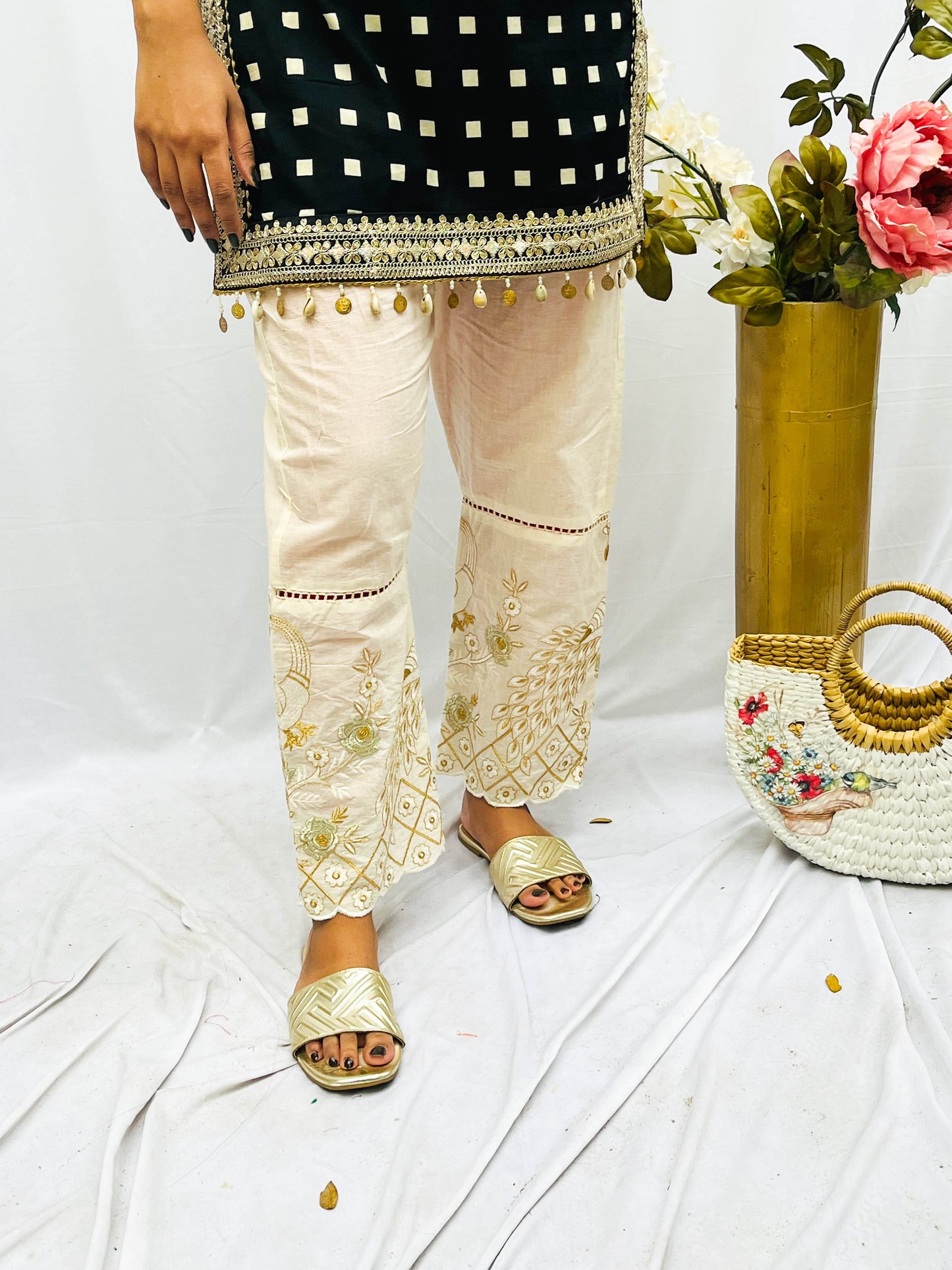 PRINTED AND EMBROIDERED COTTON KURTA WITH EMBROIDERED PANTS BESU INDIA