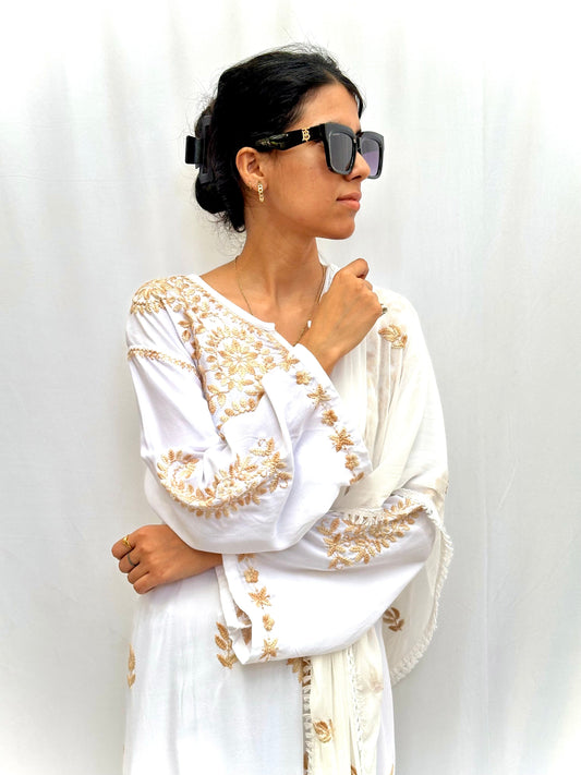 BEIGE AND WHITE CHIKANKARI FULL SET BESU INDIA