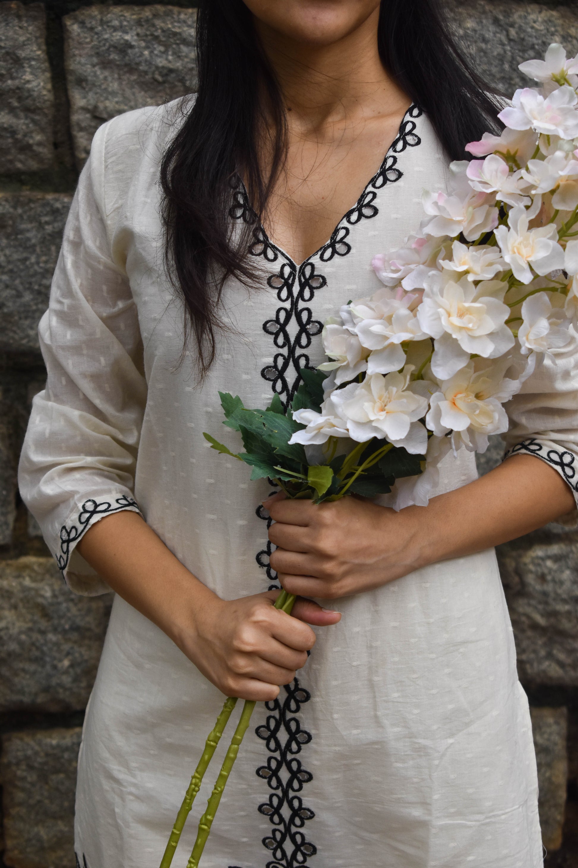 OFF WHITE COTTON KURTA SET WITH BLACK THREAD WORK AND CUT WORK BESU INDIA