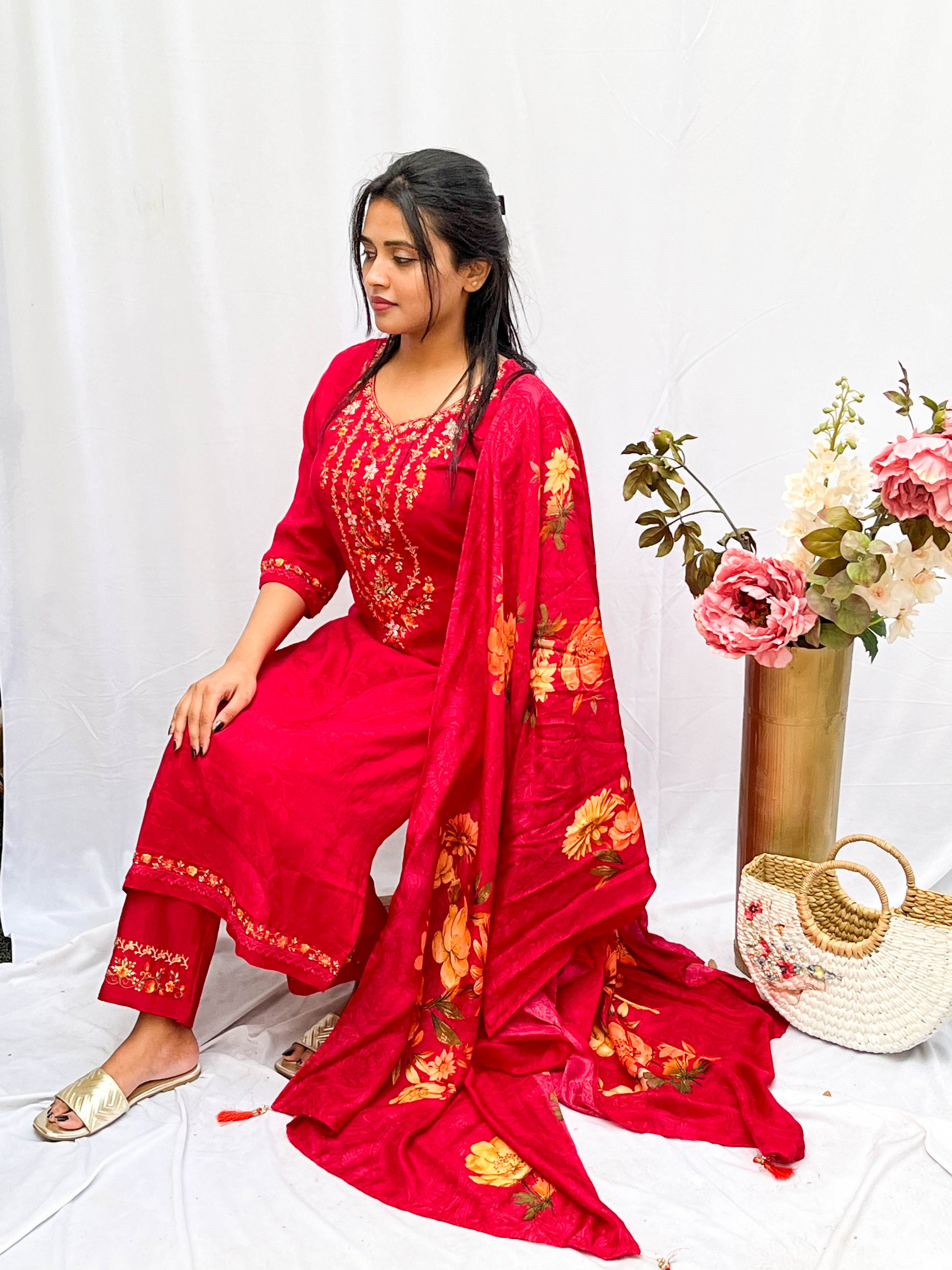 RED IS EMBROIDERED KURTA WITH EMBROIDERED PANTS AND PRINTED DUPUTTA BESU INDIA