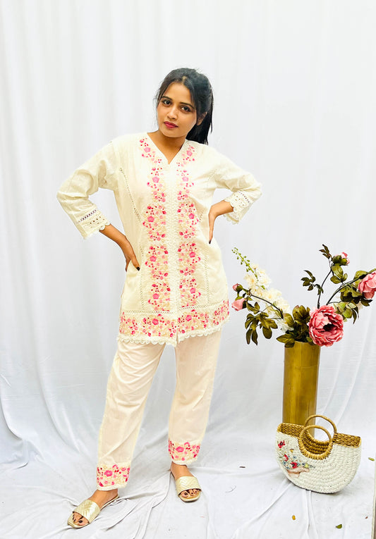 FLORAL THREAD EMBROIDERED SET BESU INDIA