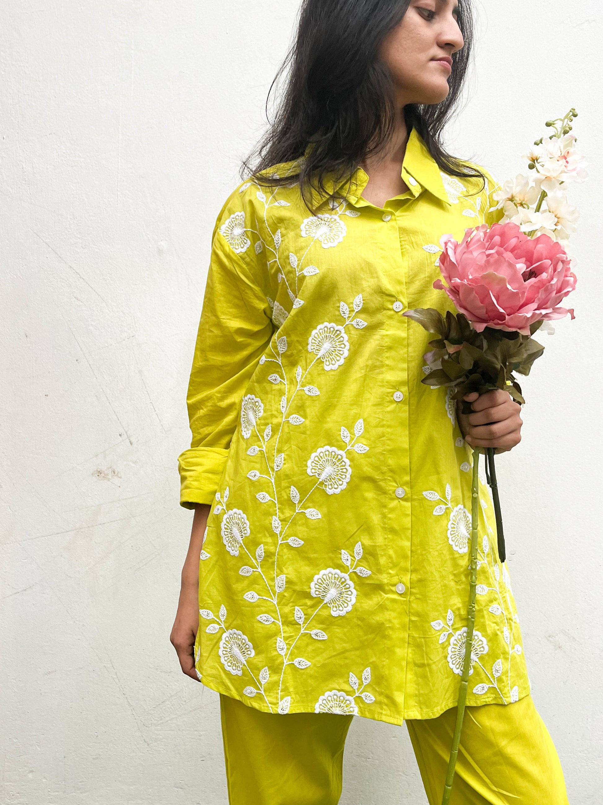 POP GREEN THREAD EMBROIDERED COTTON CO-ORD SET BESU INDIA