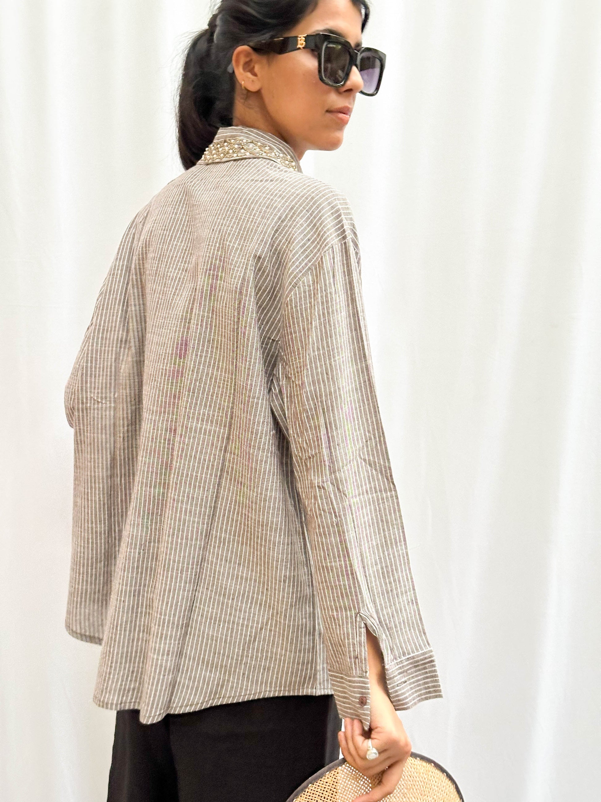LIGHT GREY LINEN COMFORT SHIRT WITH EMBROIDERED COLLAR BESU INDIA