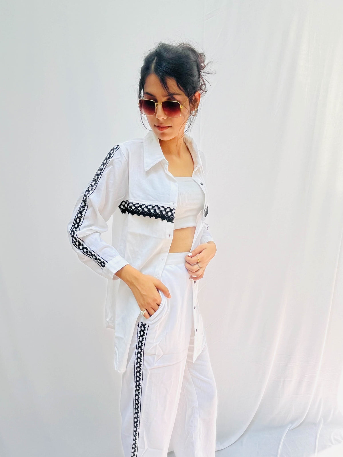 WHITE COTTON CO-ORD WITH BLACK LACE DETAILING BESU INDIA