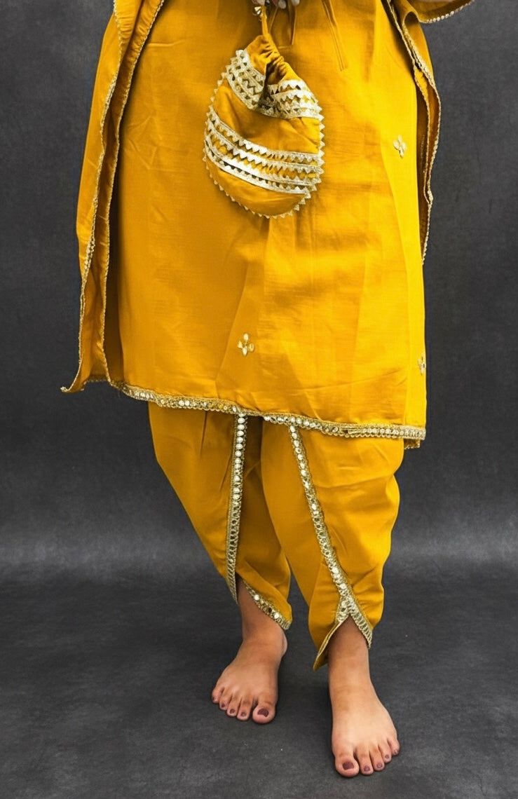 MUSTARD KAFTAN SET WITH A SMALL BAG BESU INDIA