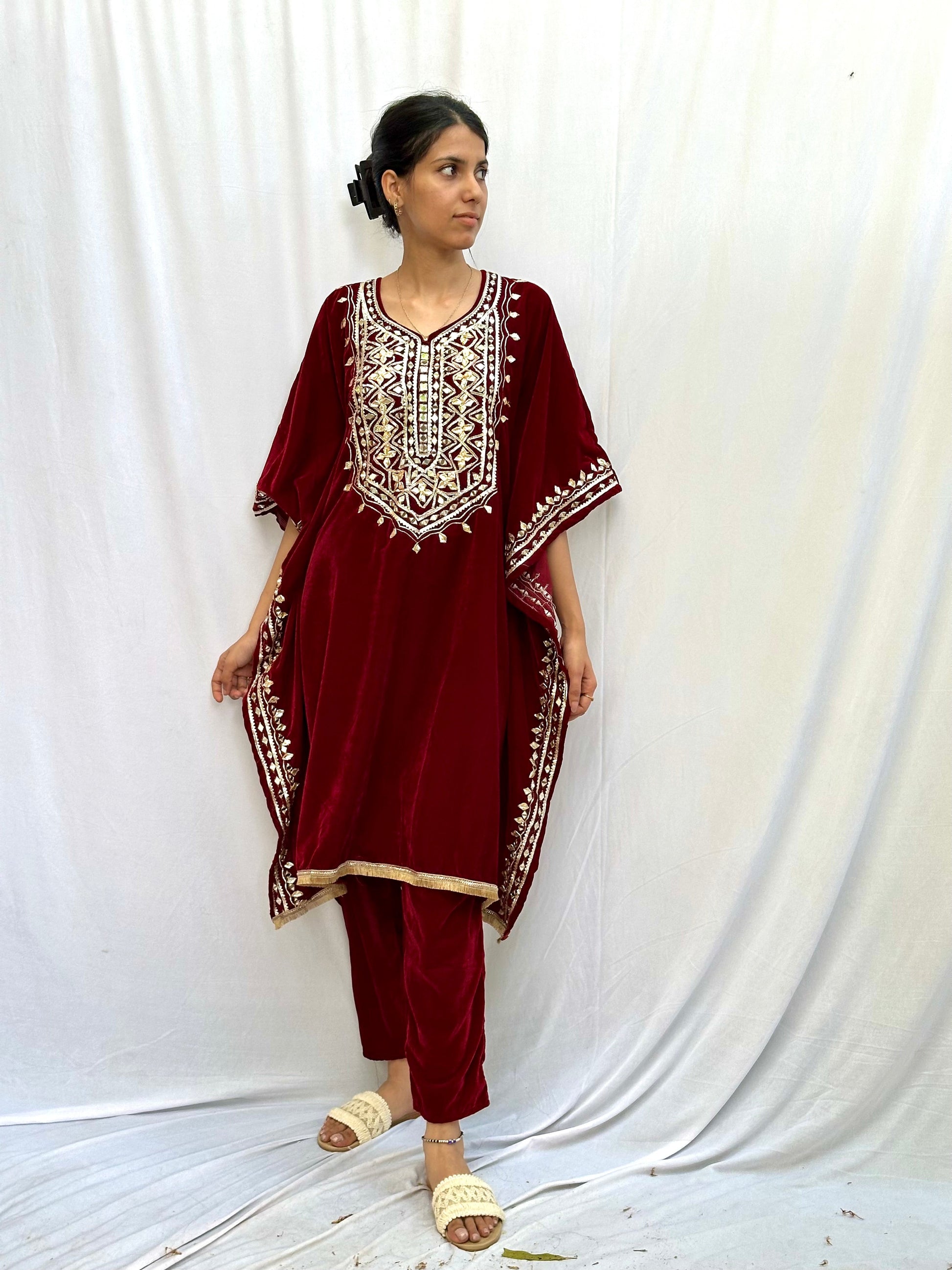 MAROON VELVET KAFTAN SET BESU INDIA