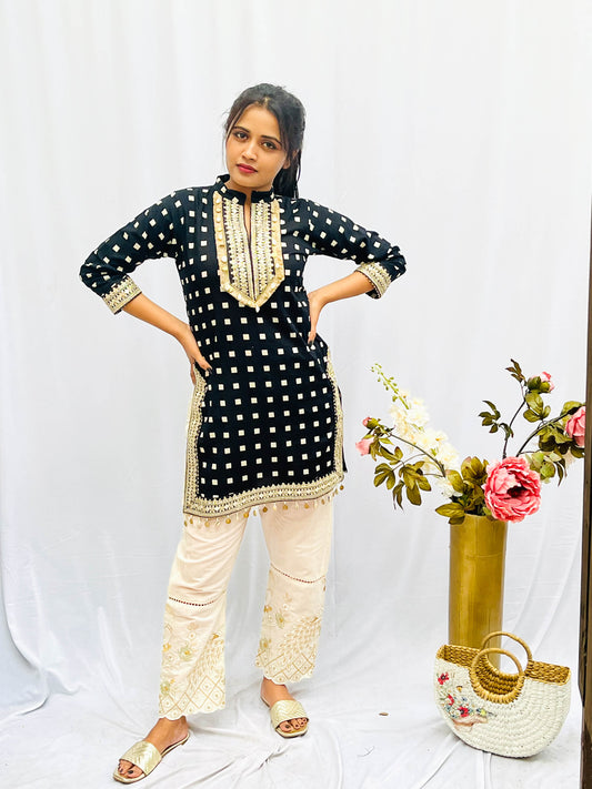 PRINTED AND EMBROIDERED COTTON KURTA WITH EMBROIDERED PANTS BESU INDIA