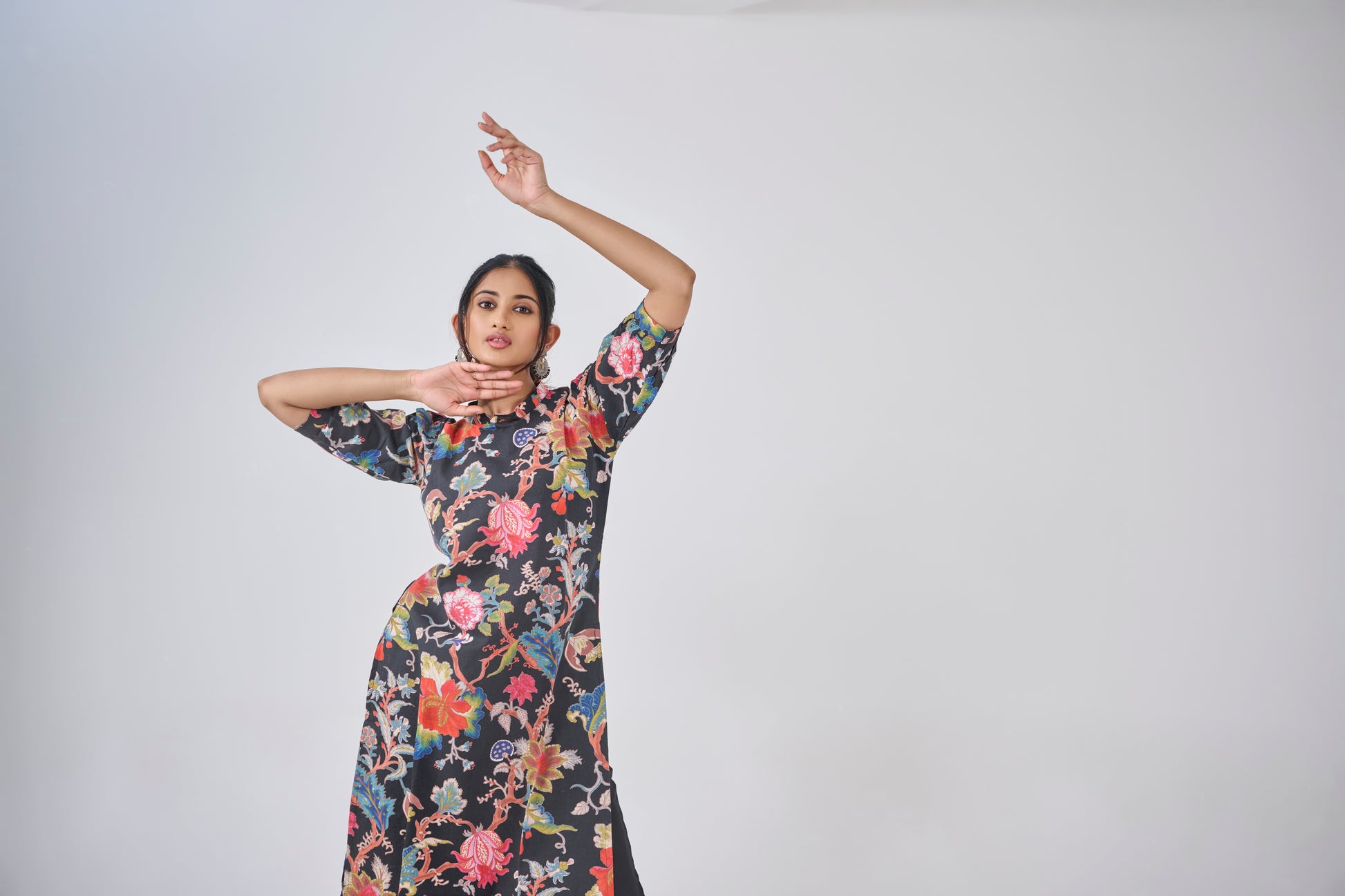 BLACK FLORAL HIGH NECK KURTA TOP BESU INDIA