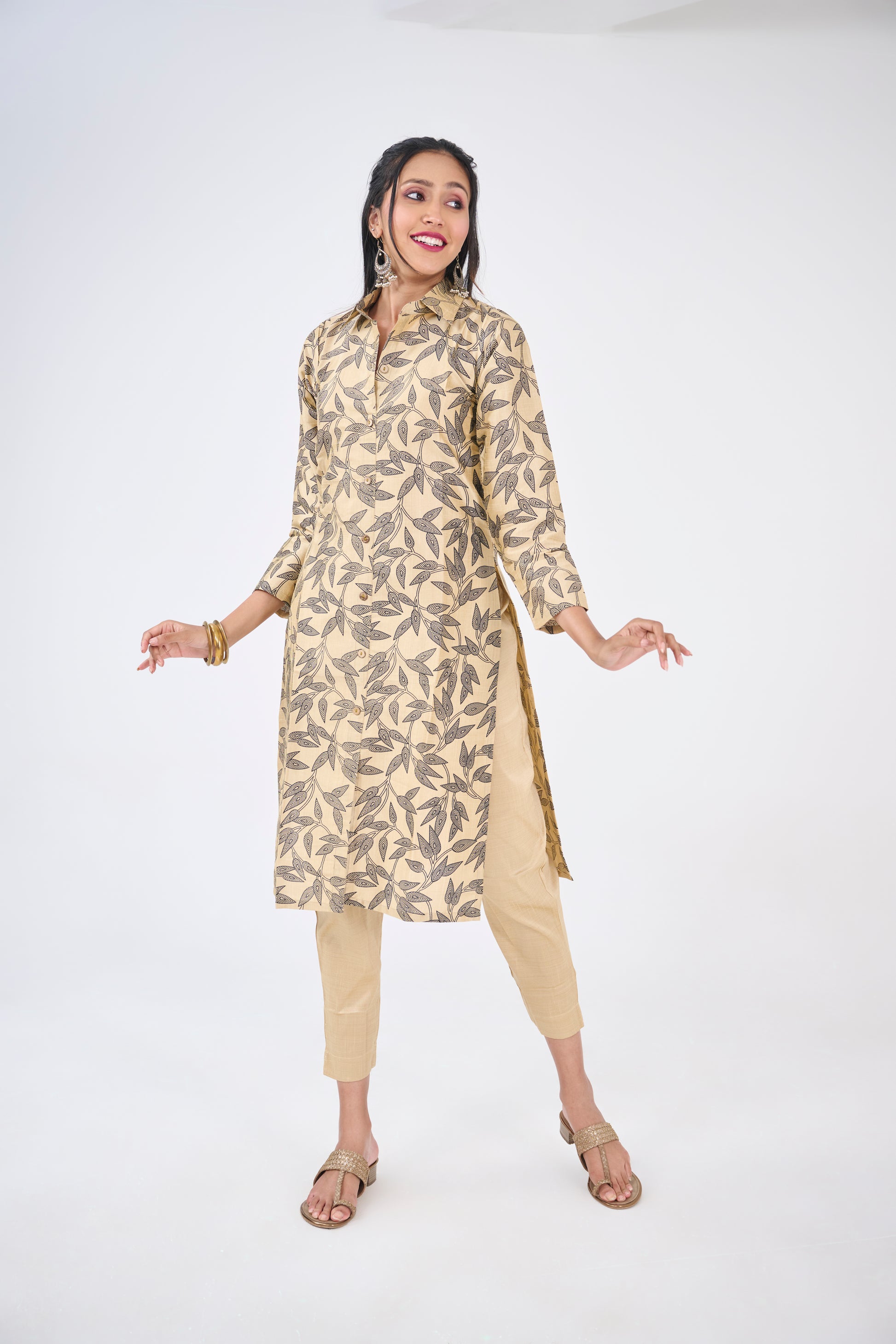 GOLD FLORAL PRINTED KURTA TOP BESU INDIA