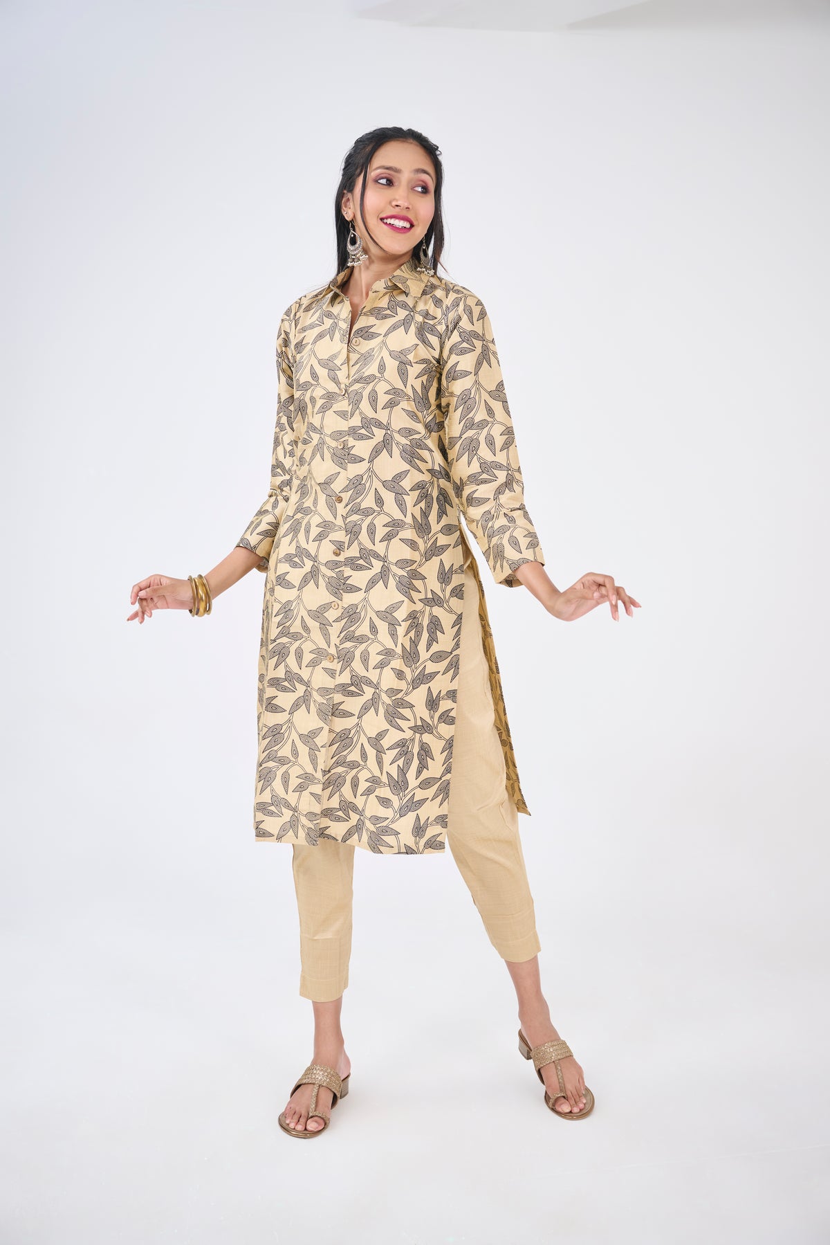 GOLD FLORAL PRINTED KURTA TOP BESU INDIA