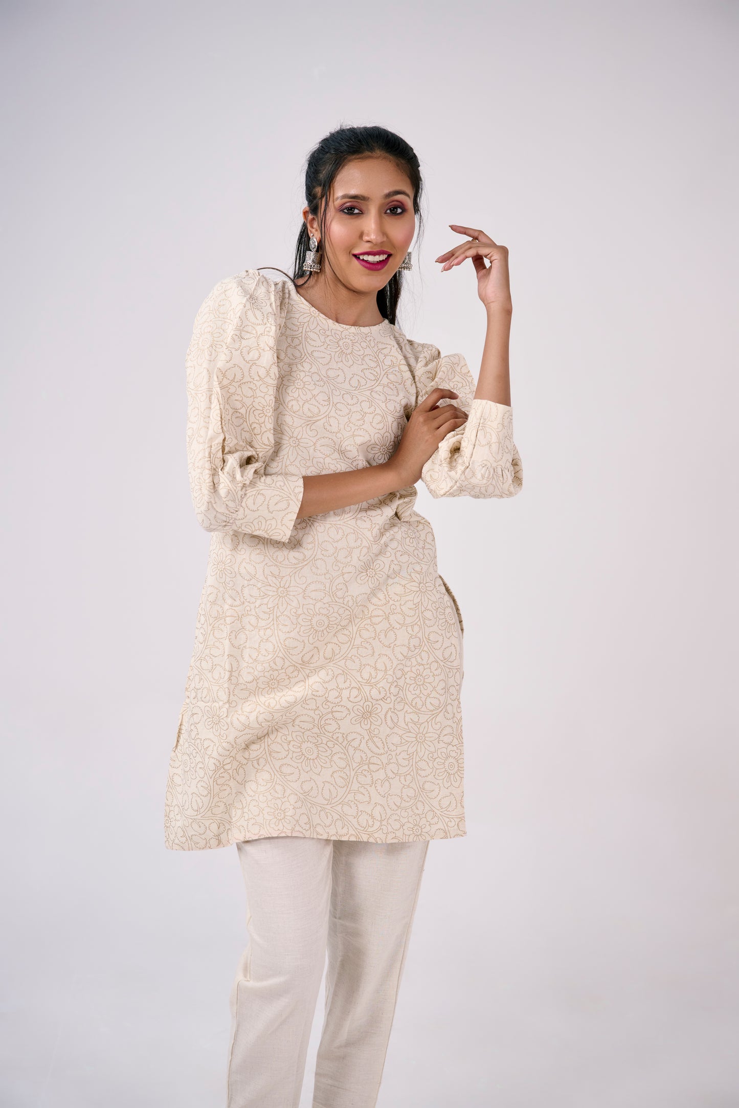 ORGANIC COTTON FLORAL PRINTED BISHOP SLEEVE KURTA TOP BESU INDIA