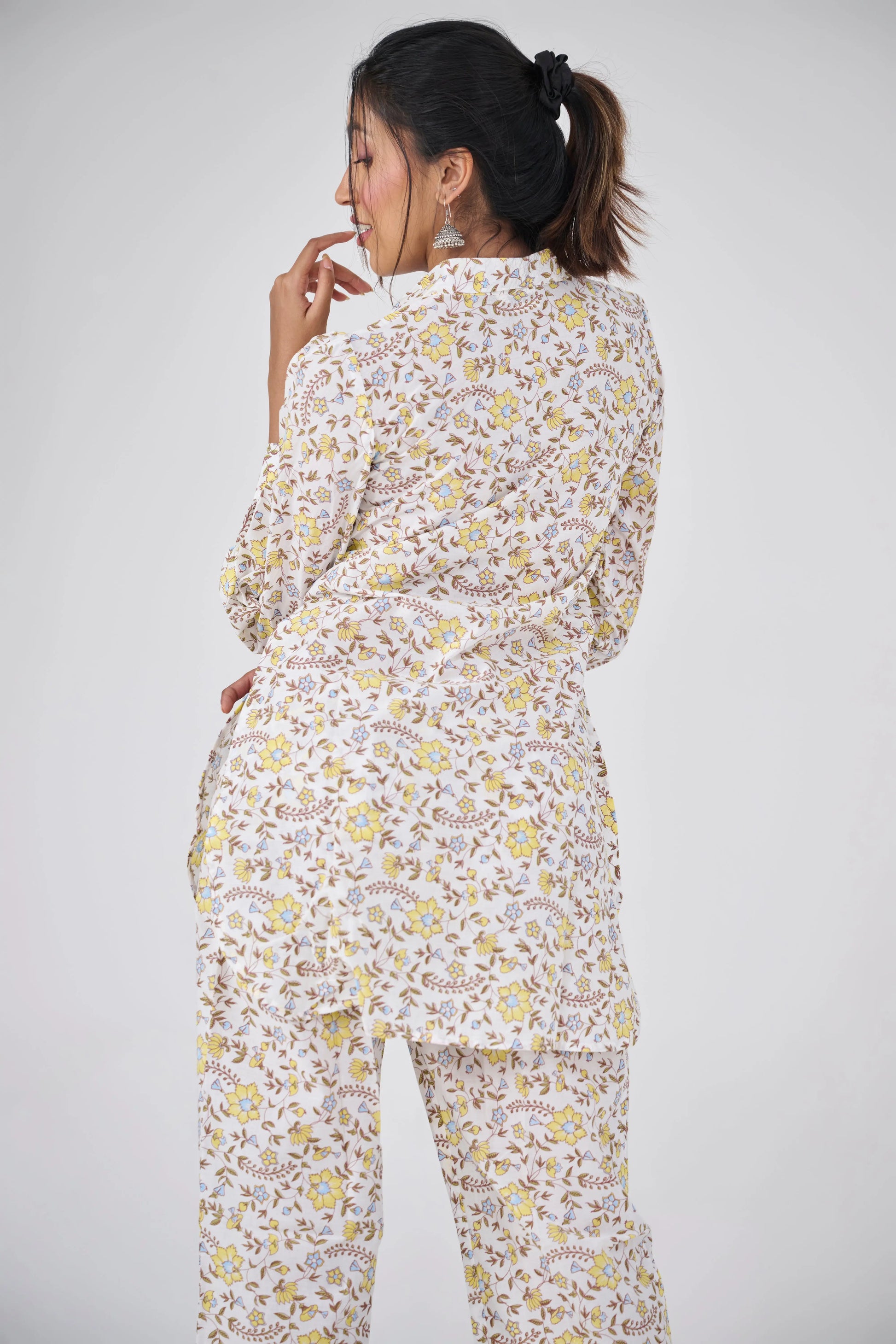 YELLOW FLORAL CO-ORD KURTA SET BESU INDIA