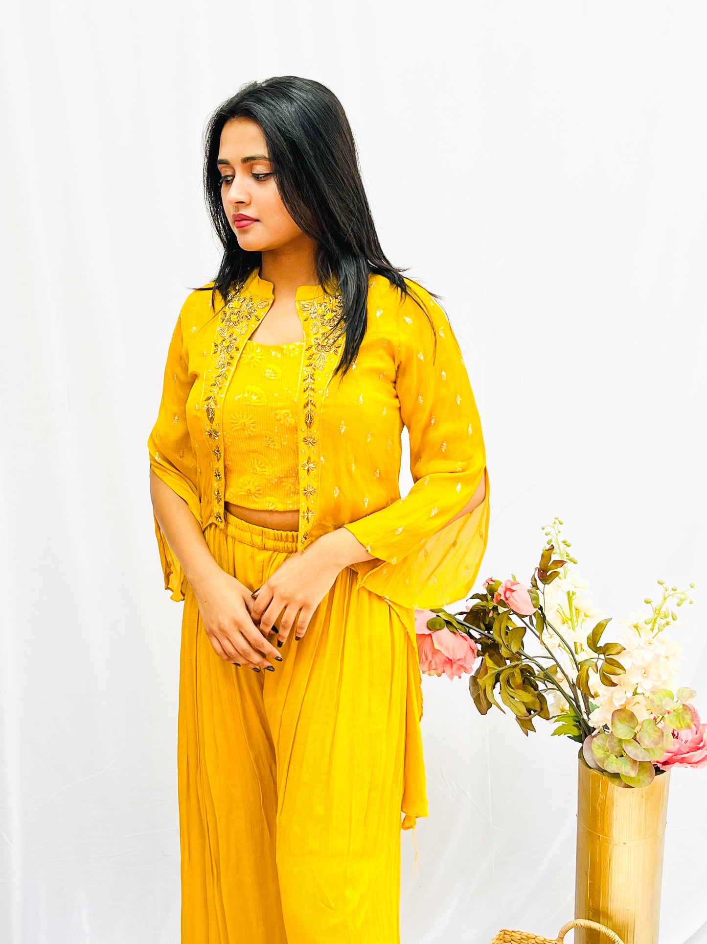 YELLOW EMBROIDERED CAPE SET BESU INDIA