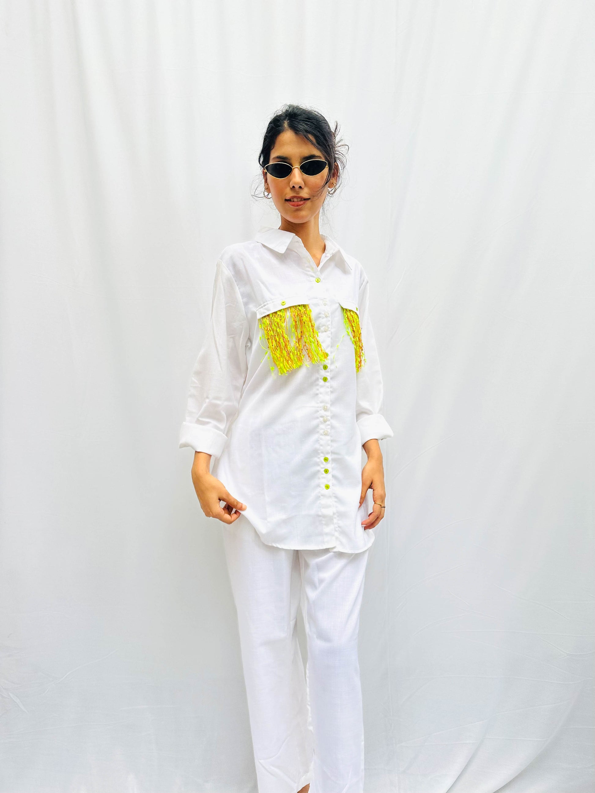 WHITE LINEN CO-ORDS WITH NEON DAZZLING POCKET BESU INDIA