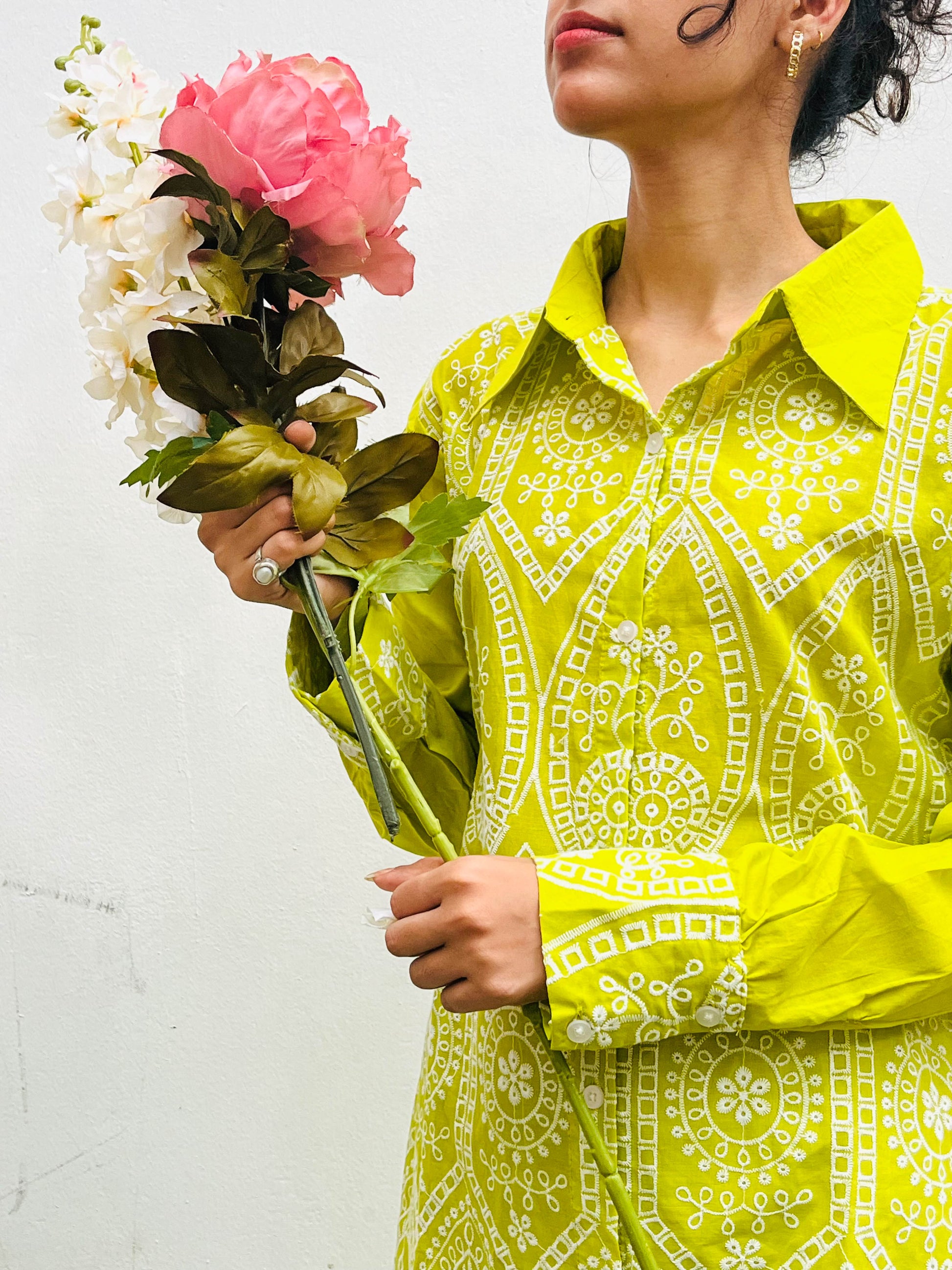 POP BRIGHT GREEN THREAD EMBROIDERED COTTON CO-ORD SET BESU INDIA