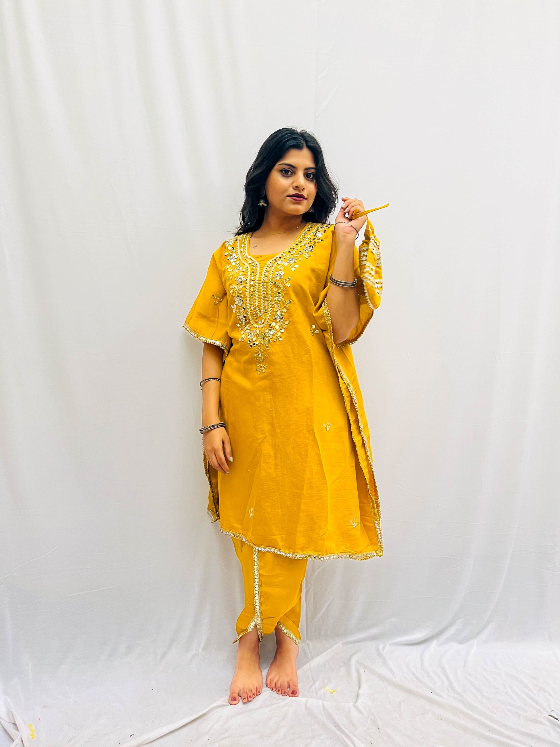 MUSTARD KAFTAN SET WITH A SMALL BAG BESU INDIA
