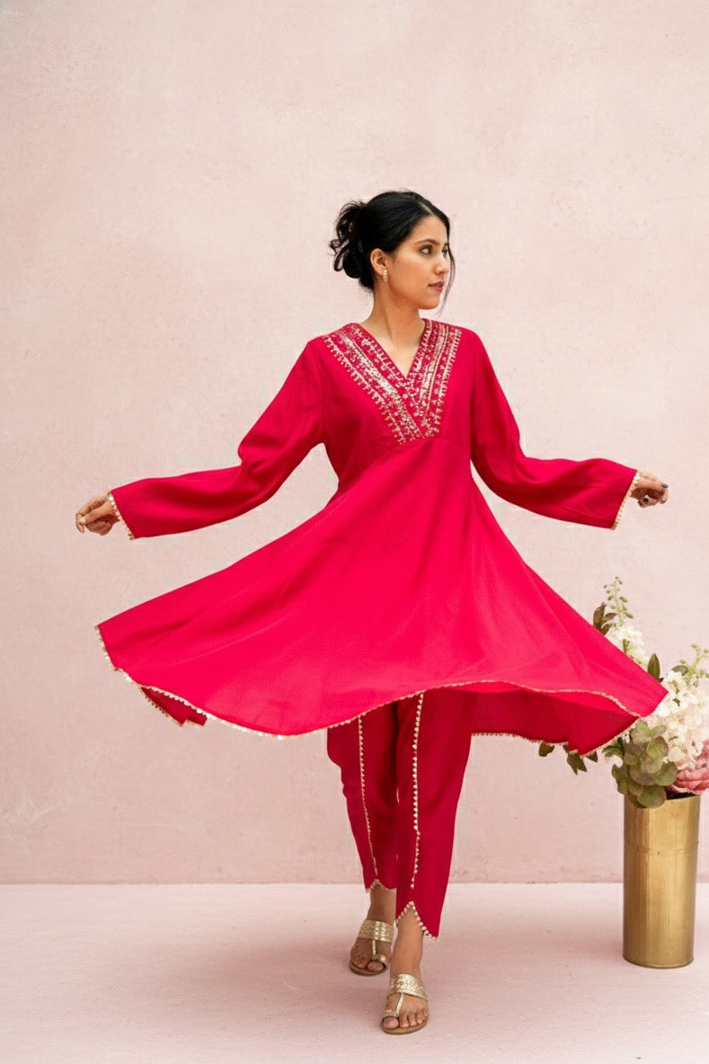PINK SEQUINS HIGHLIGHTED KURTA SET WITH TULIP PANTS BESU INDIA