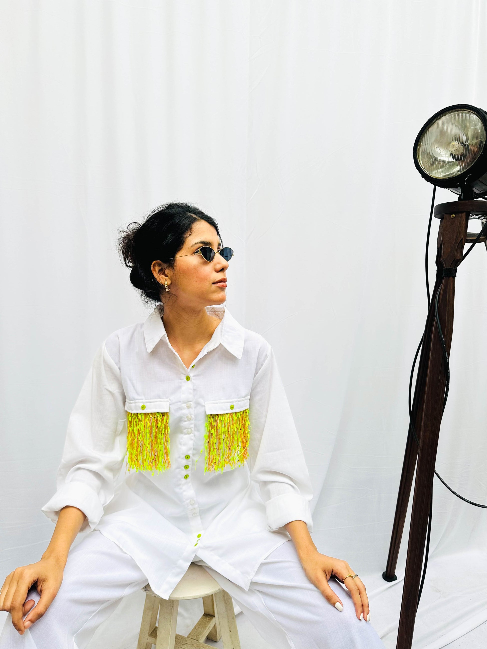 WHITE LINEN CO-ORDS WITH NEON DAZZLING POCKET BESU INDIA