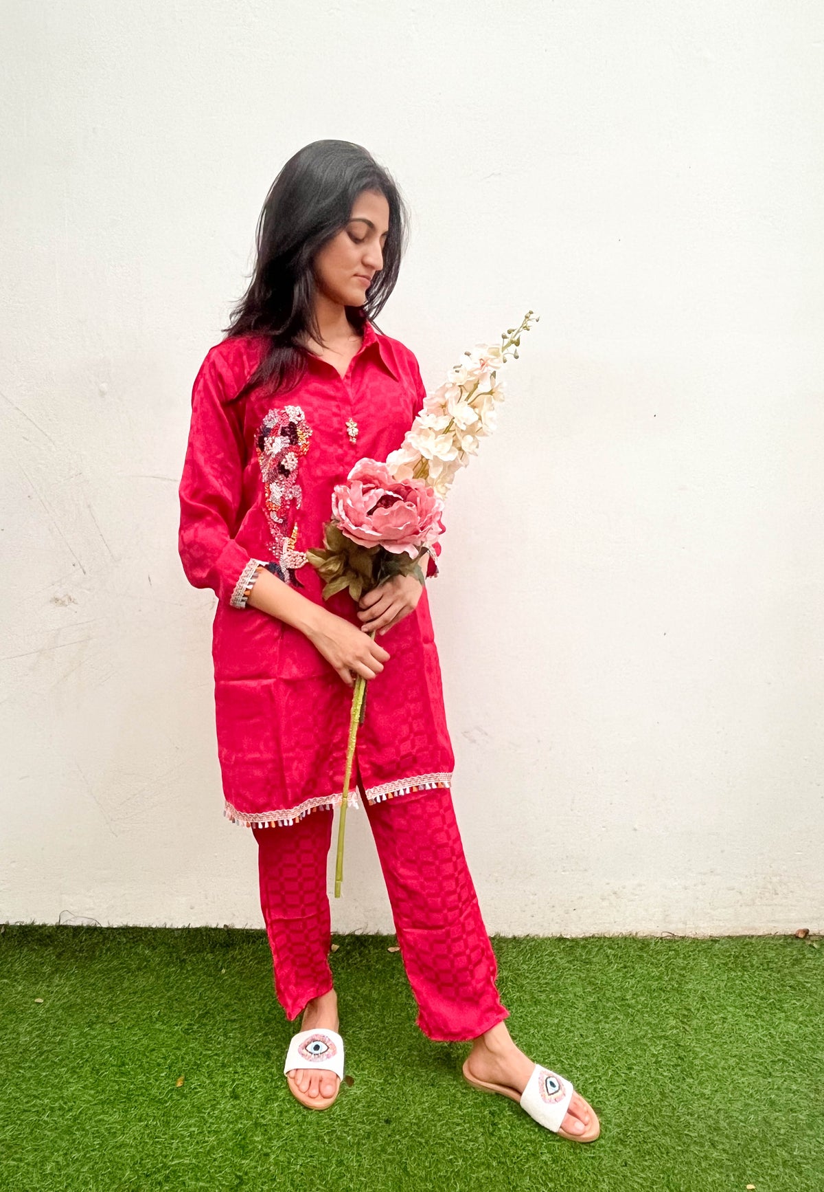 RED CREPE HAND EMBROIDERED CO-ORD SET BESU INDIA