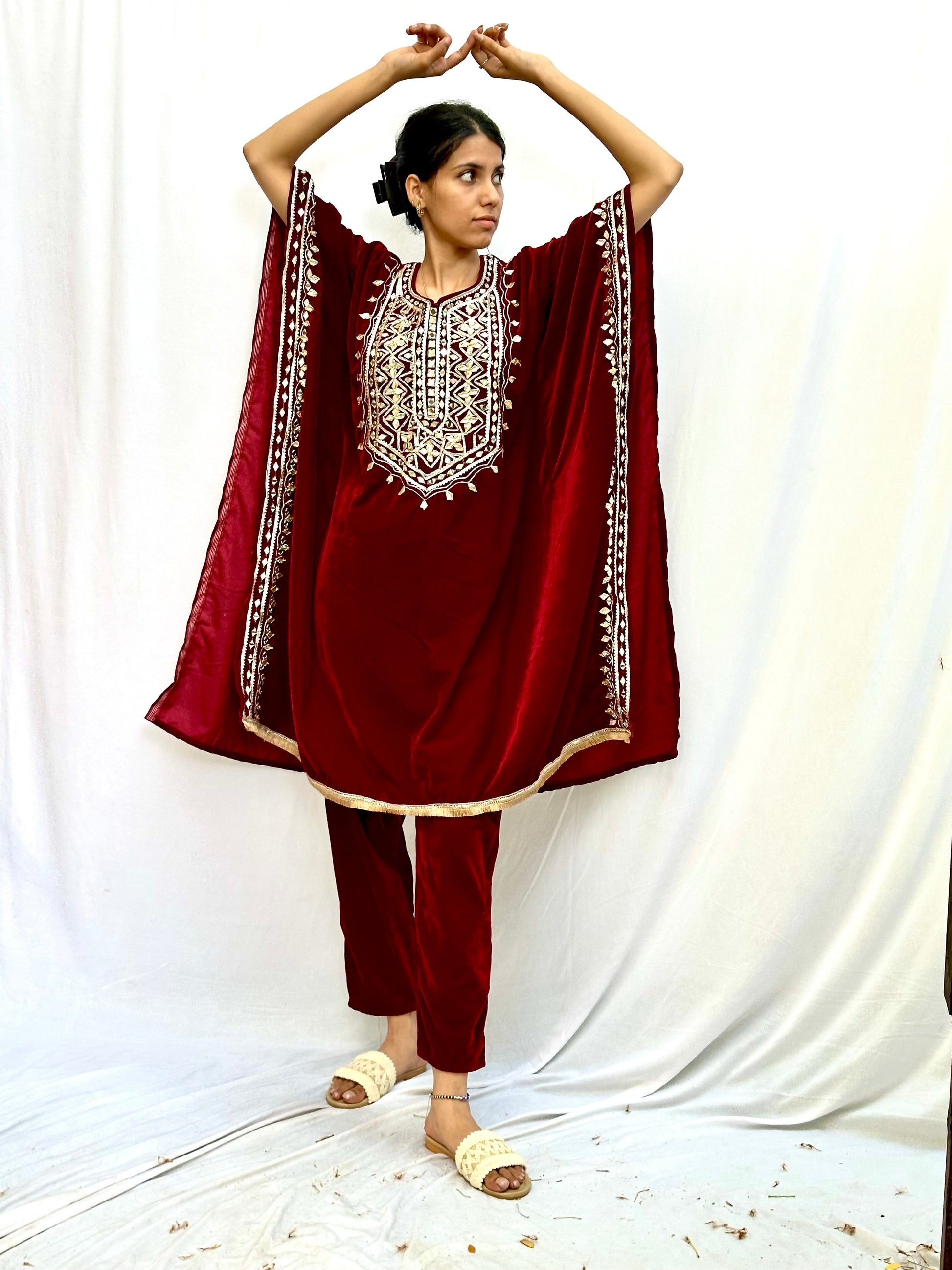 MAROON VELVET KAFTAN SET BESU INDIA
