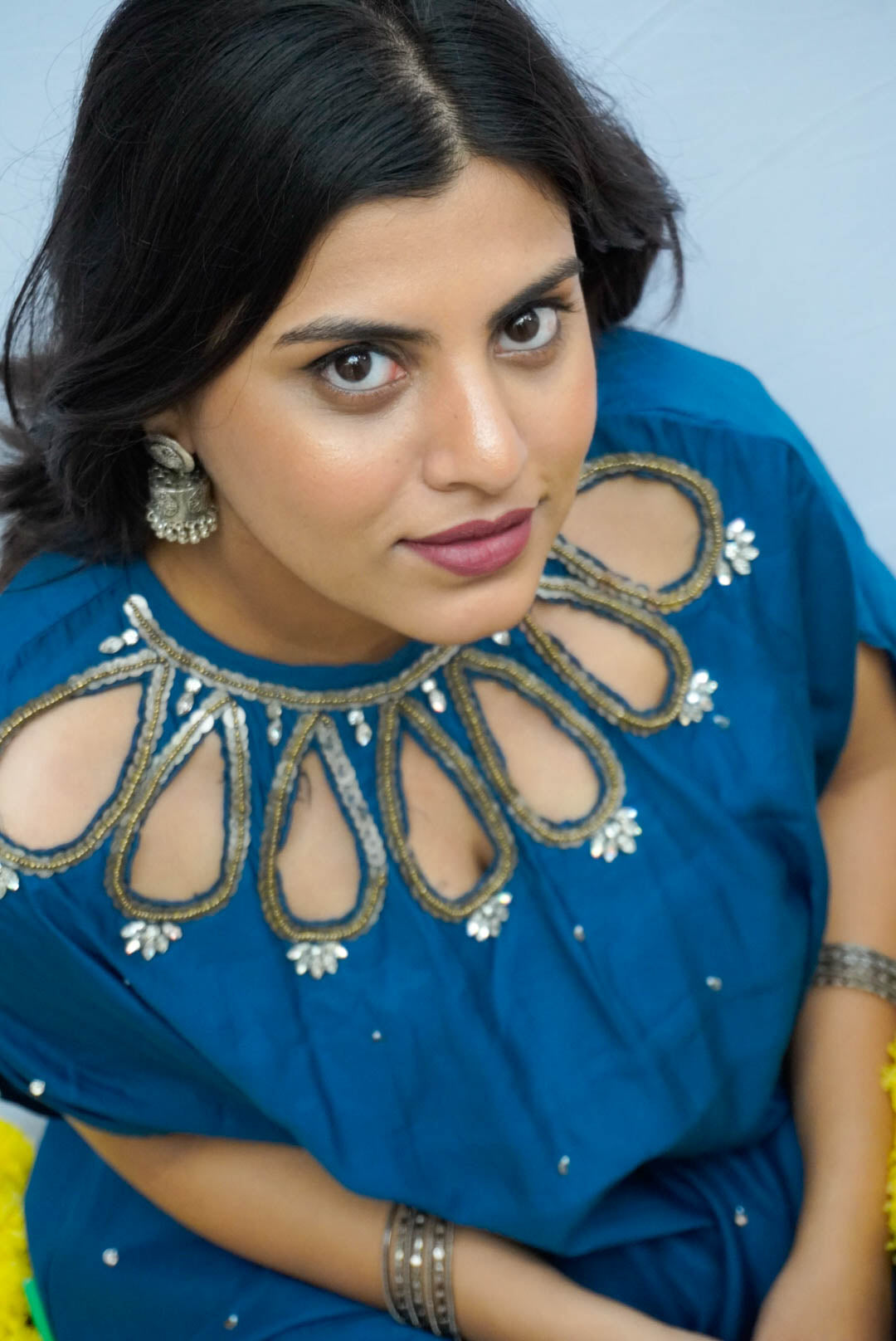 SULPHATE BLUE EMBROIDERED CAPE SET BESU INDIA