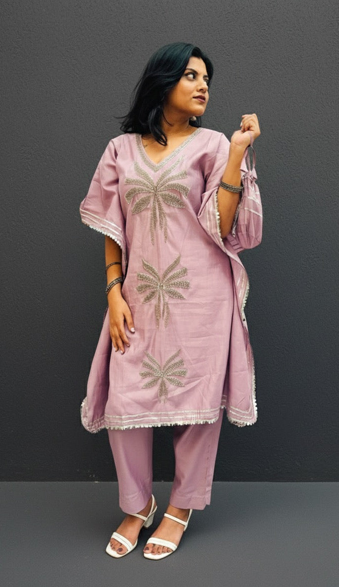 LAVENDER KHAFTAN SET WITH BAG BESU INDIA